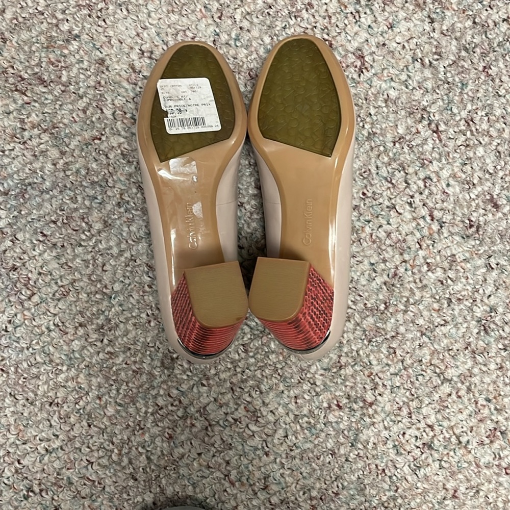 Calvin Klein block heels - Picture 8 of 8